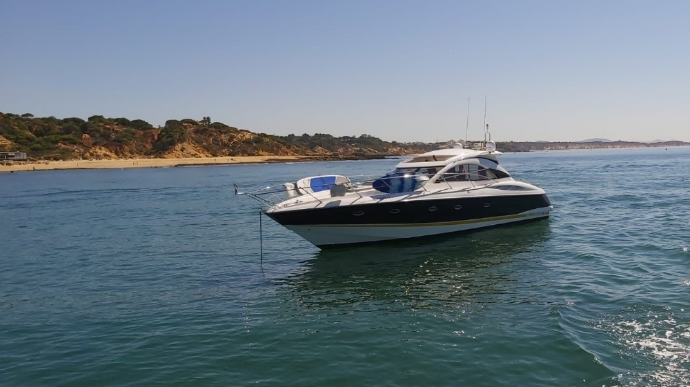 B.Happy Luxury Charter - Quinta do Lago Cruise